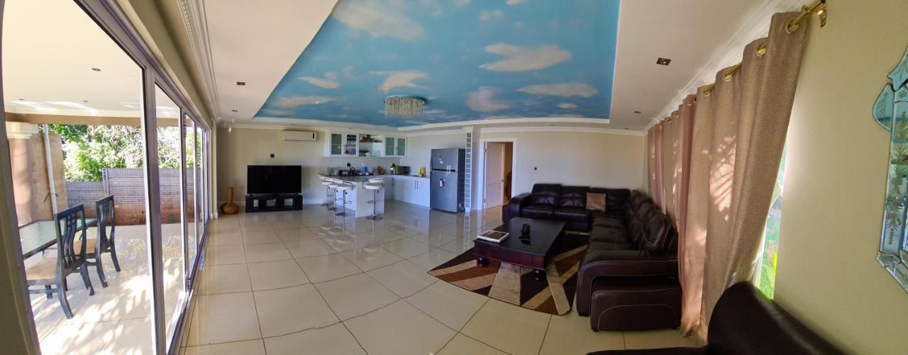 Illovo Beach House Amanzimtoti Exterior photo