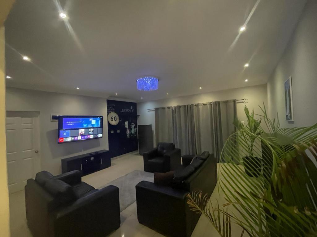 Illovo Beach House Amanzimtoti Exterior photo