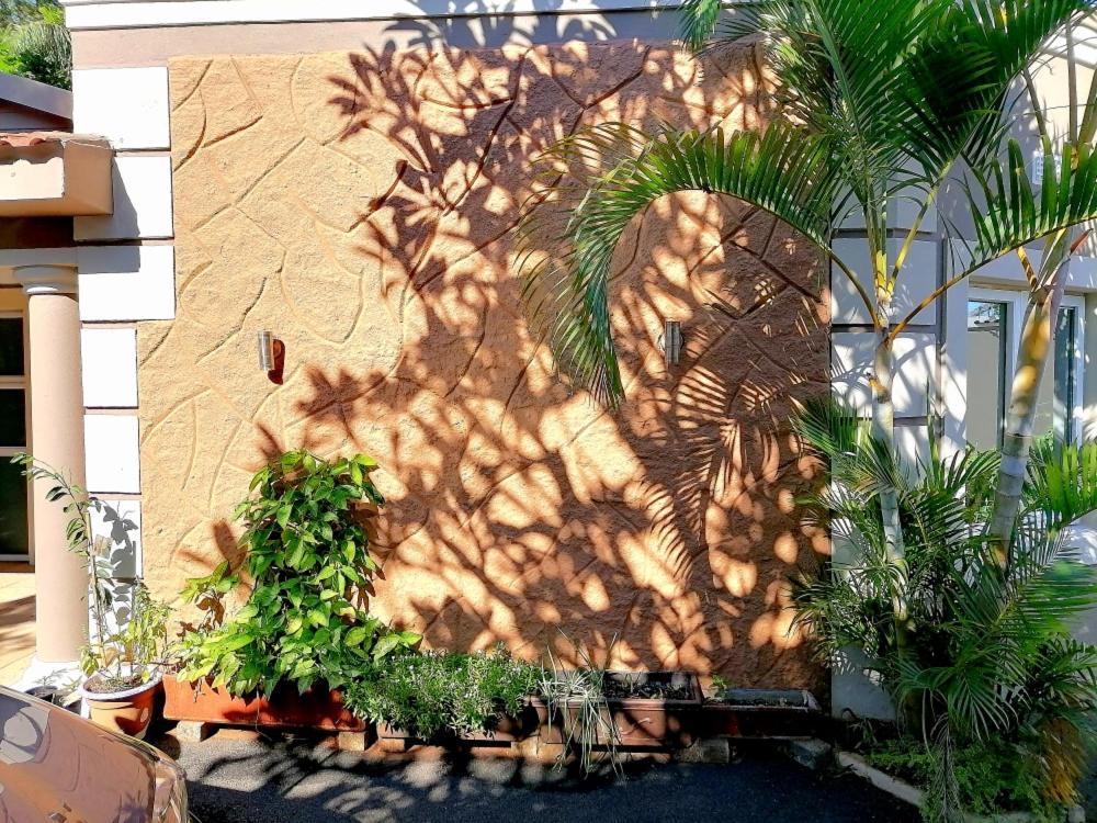 Illovo Beach House Amanzimtoti Exterior photo