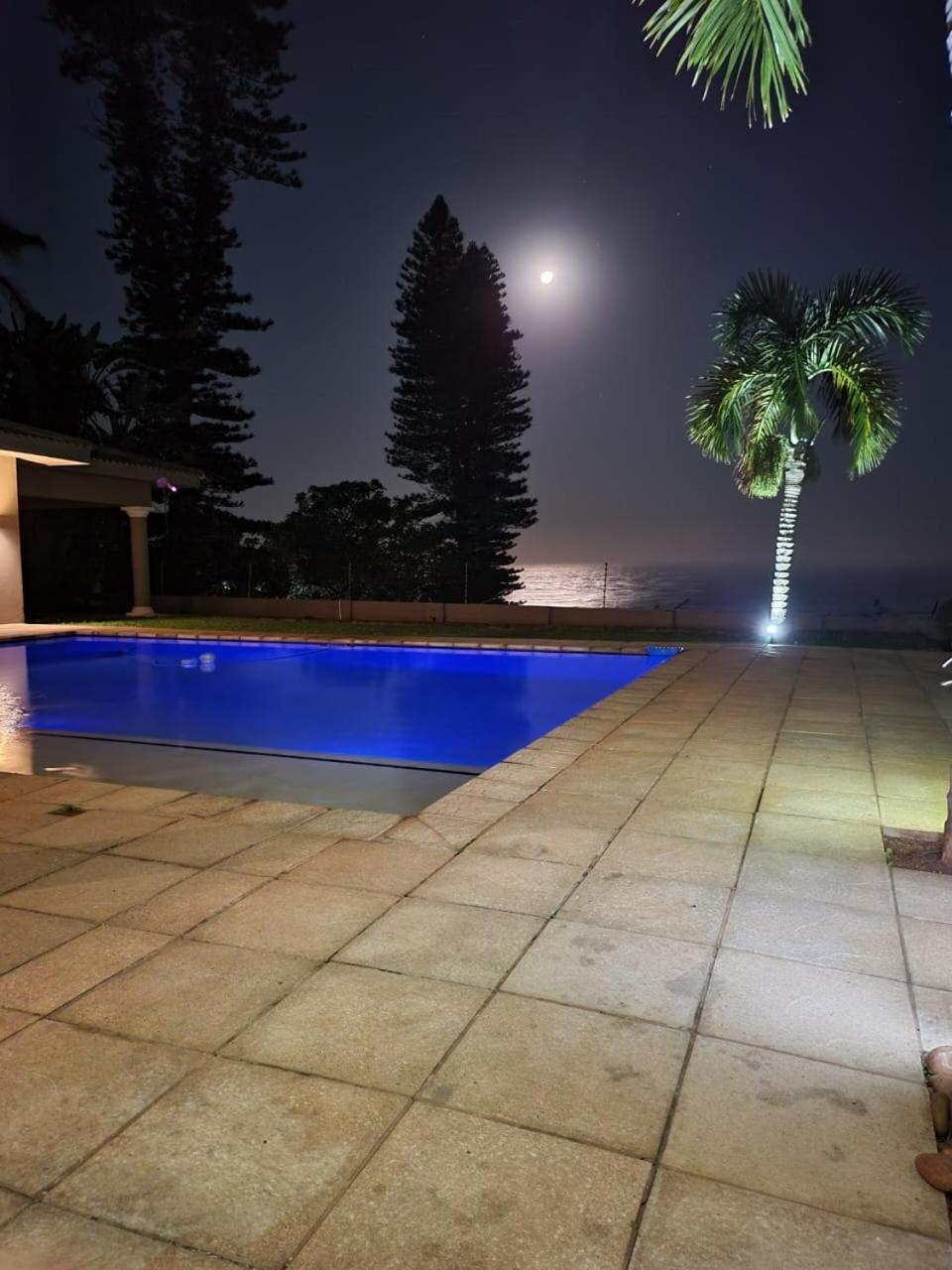 Illovo Beach House Amanzimtoti Exterior photo